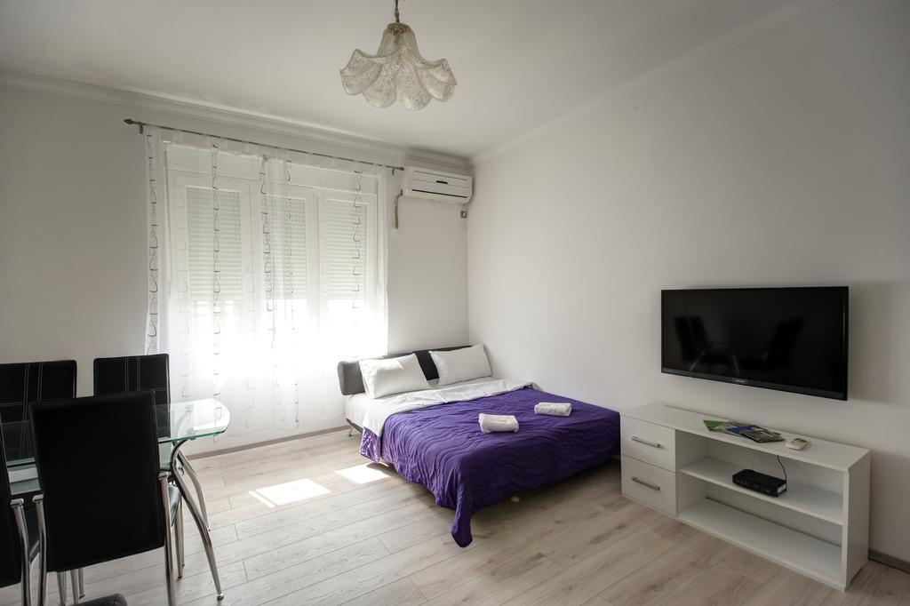 Apartments Sat เบลเกรด ภายนอก รูปภาพ